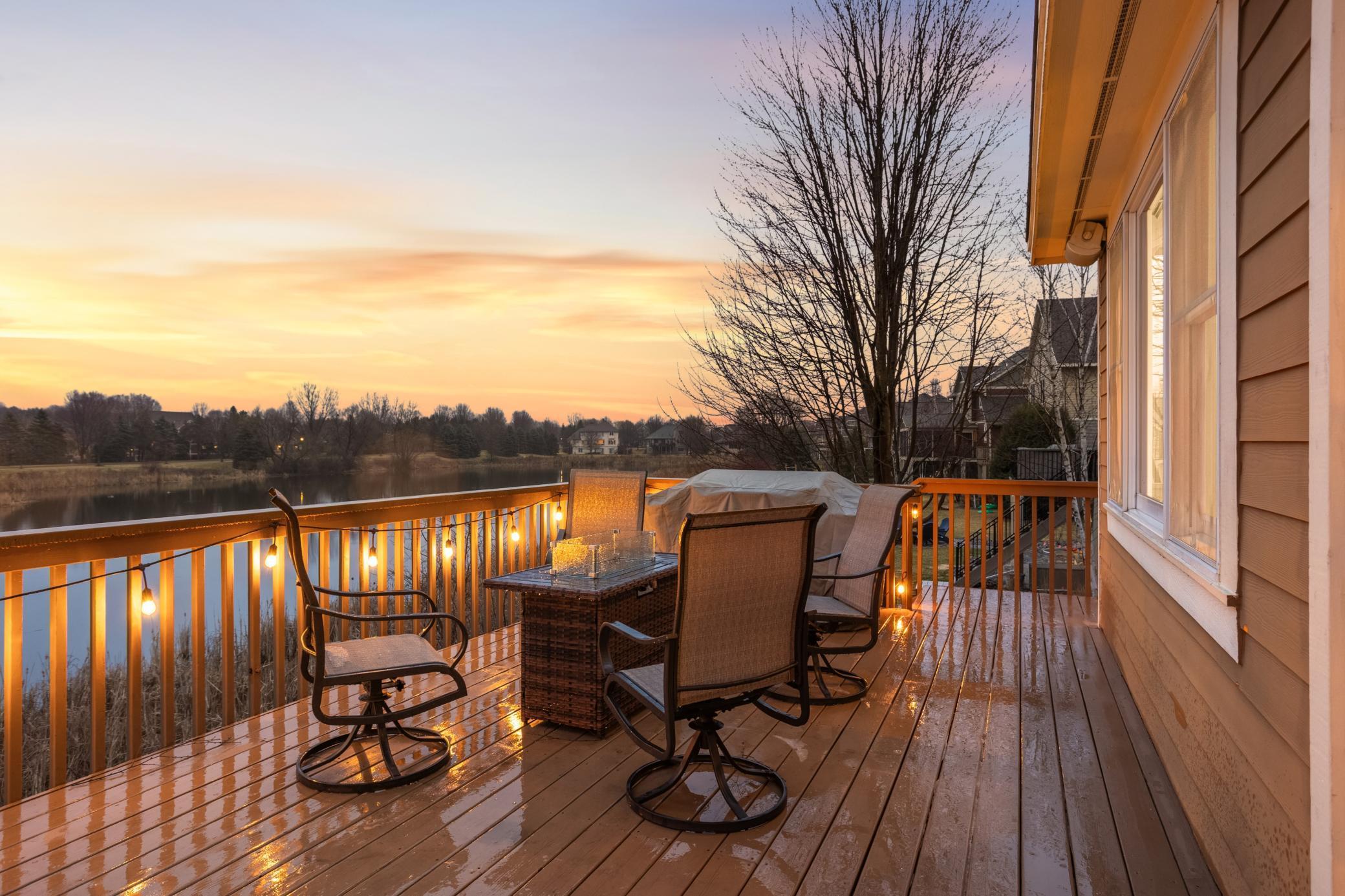 10590 Watersedge Lane