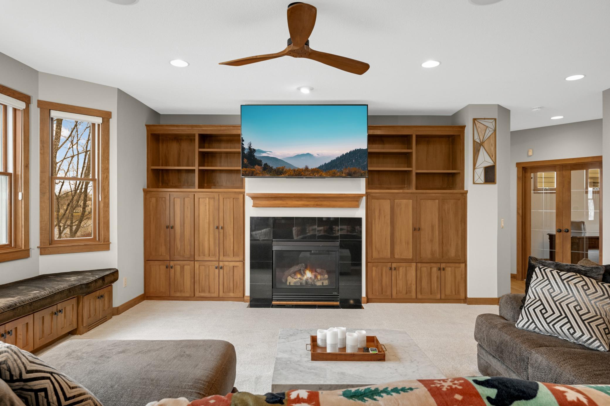 10590 Watersedge Lane