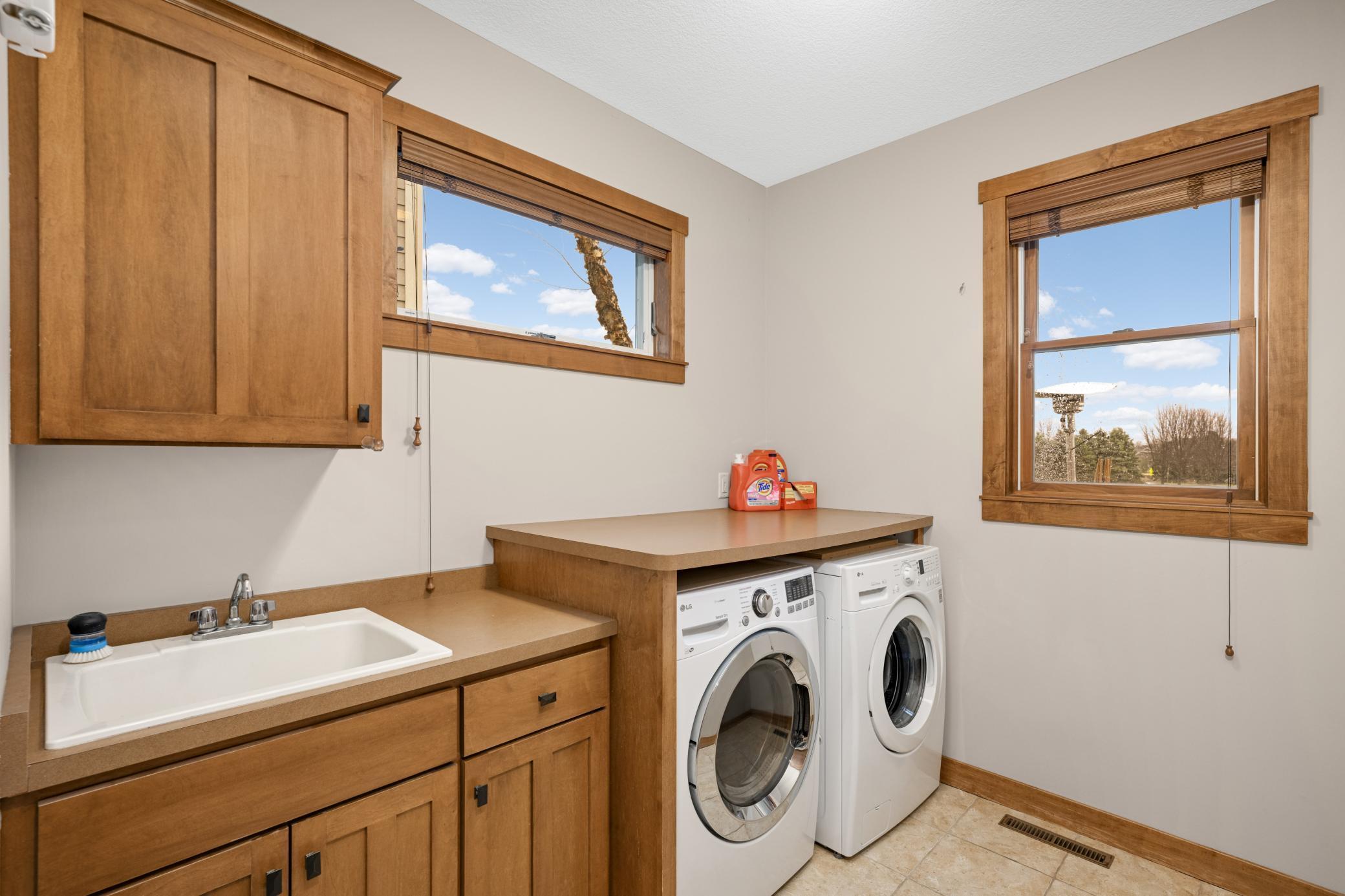 10590 Watersedge Lane