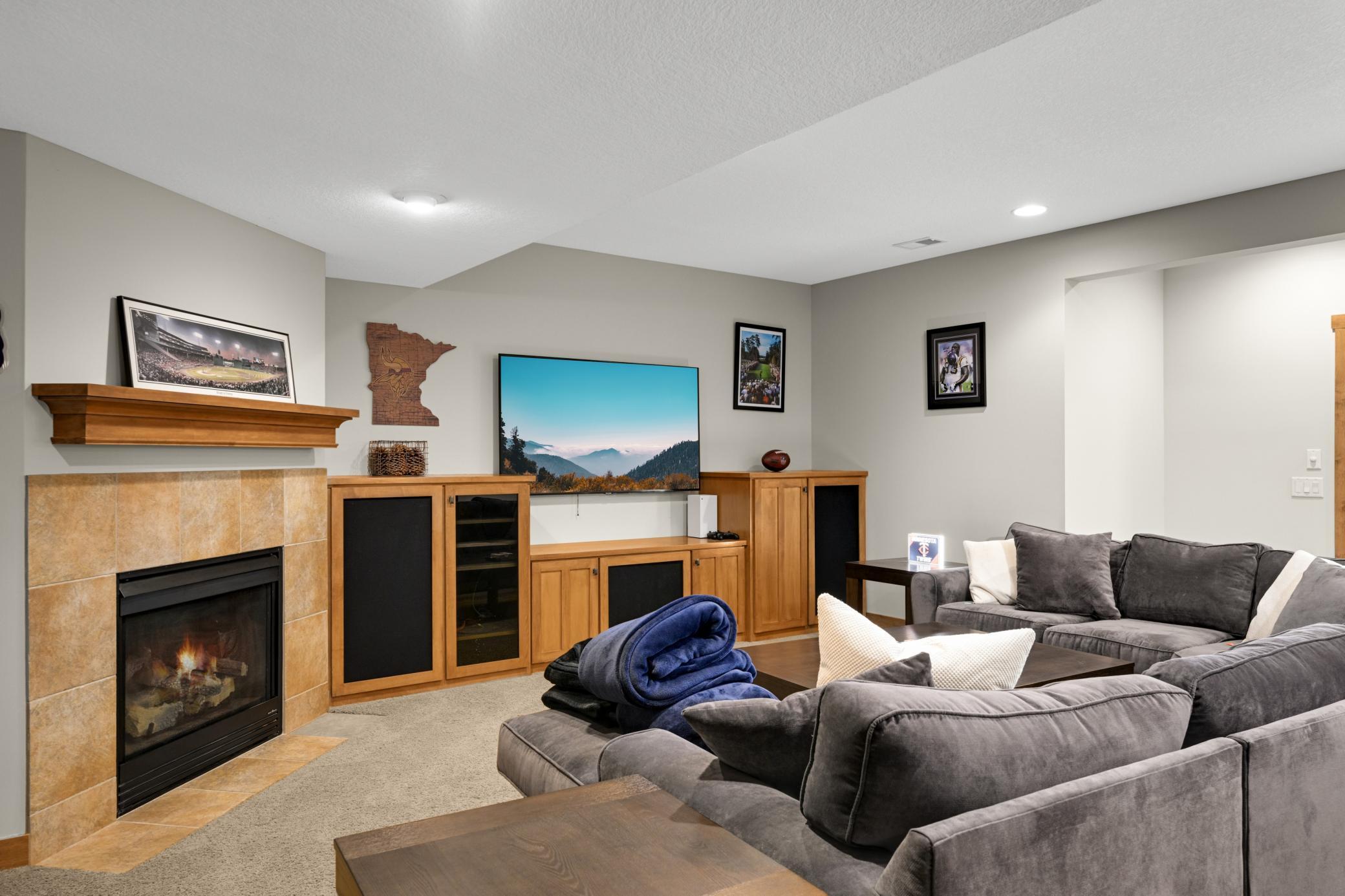 10590 Watersedge Lane