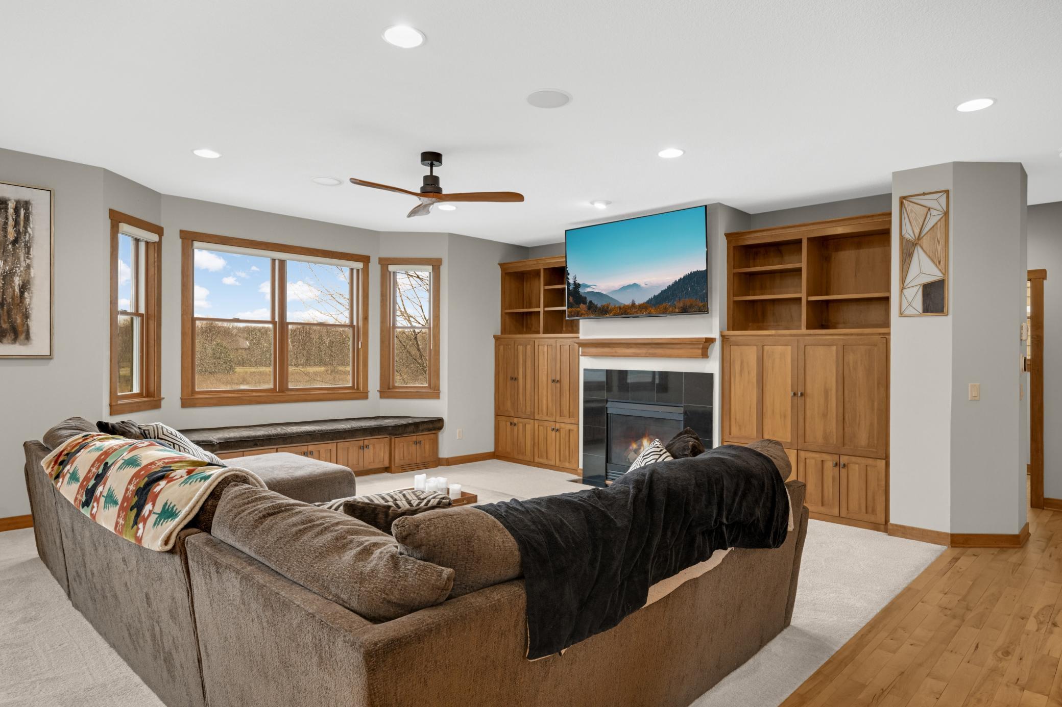 10590 Watersedge Lane