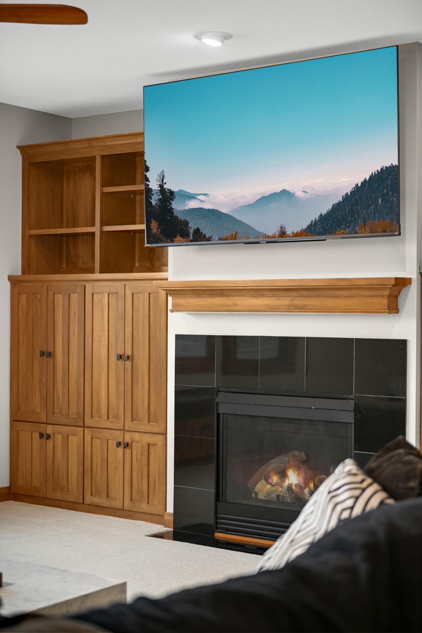 10590 Watersedge Lane