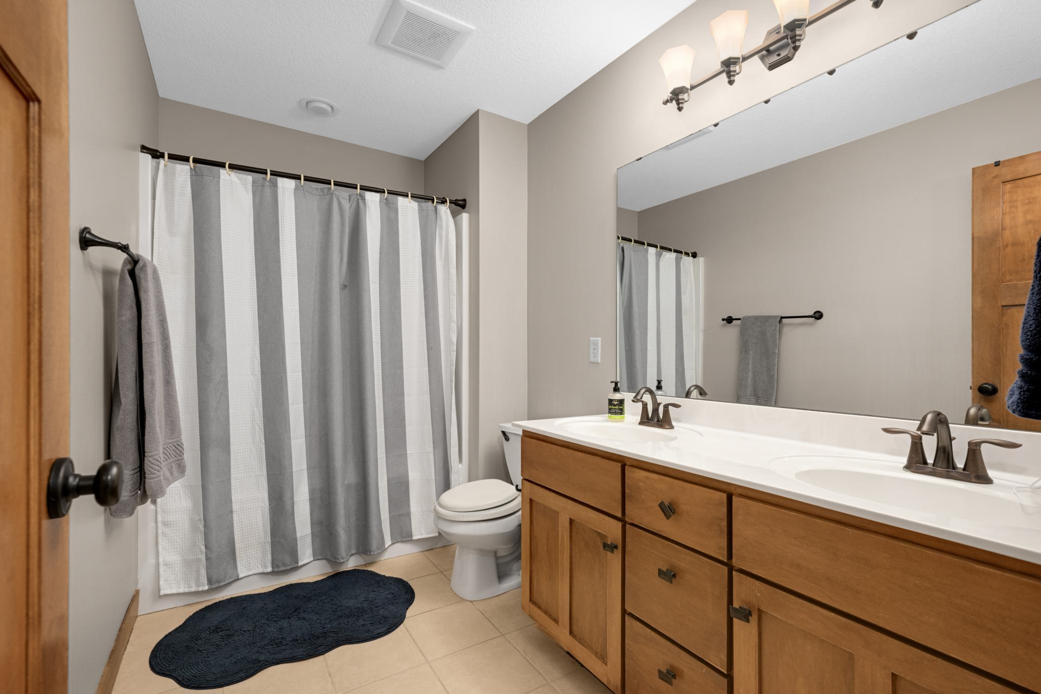 10590 Watersedge Lane