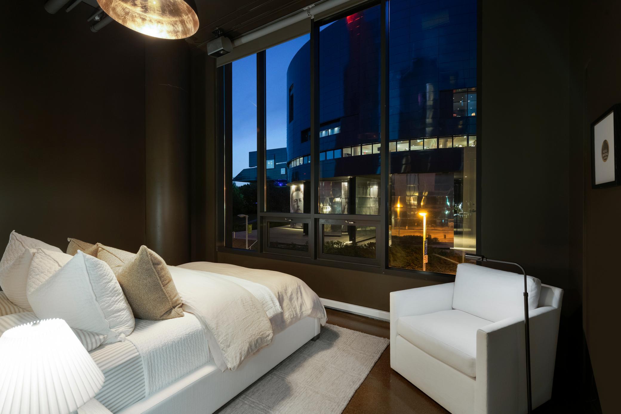 750 S 2nd Street Unit: 203