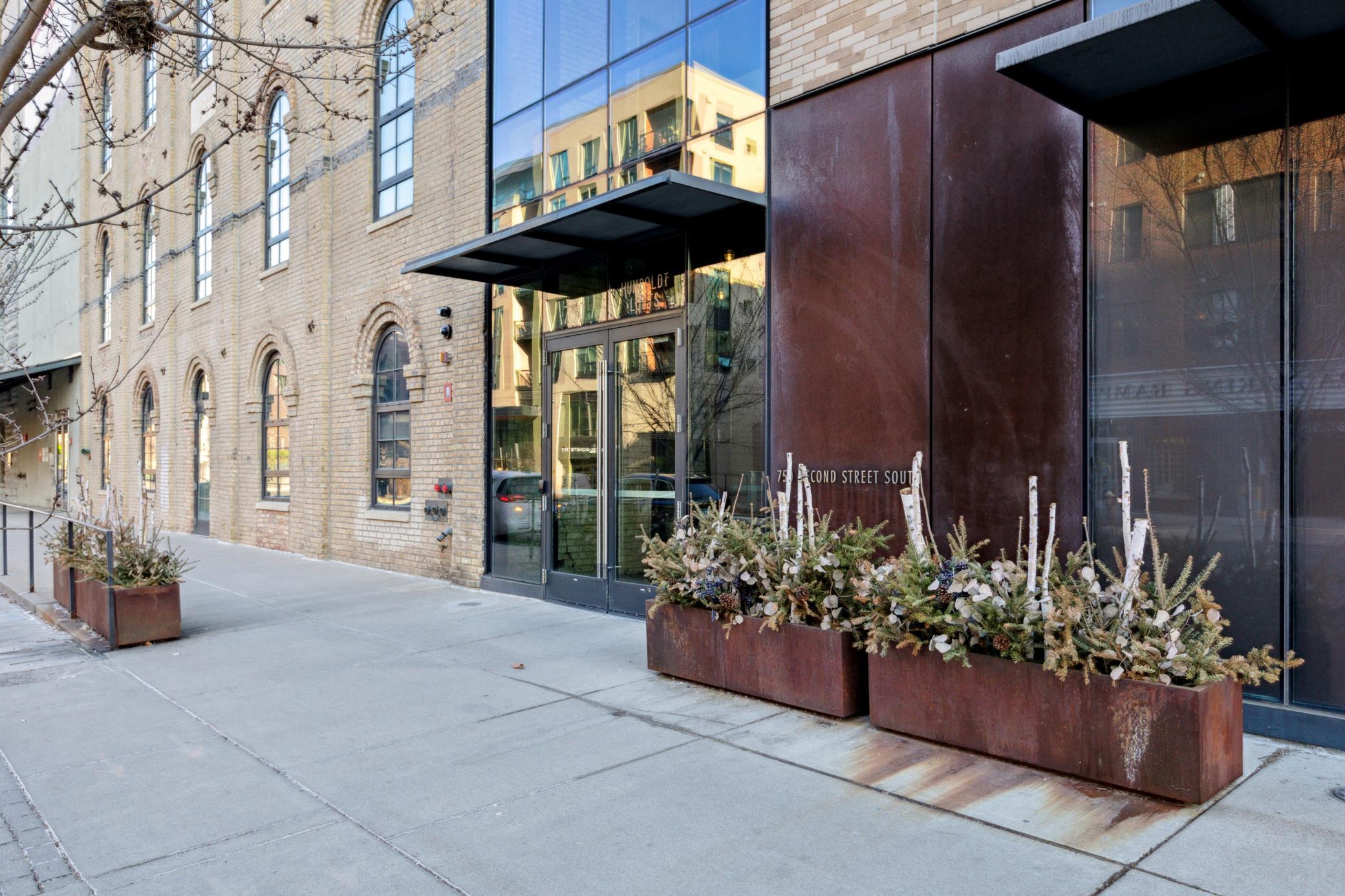 750 S 2nd Street Unit: 203