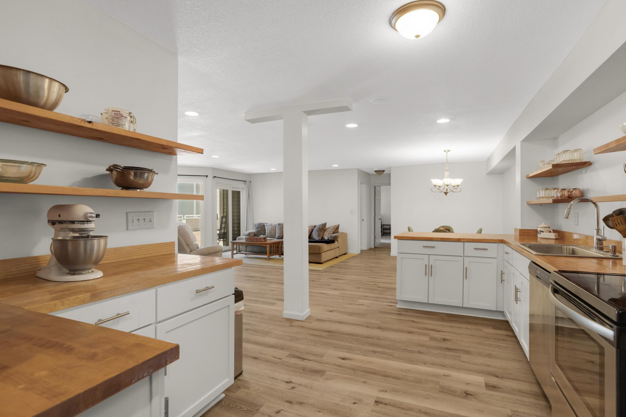 1390 Carling Drive Unit: 201