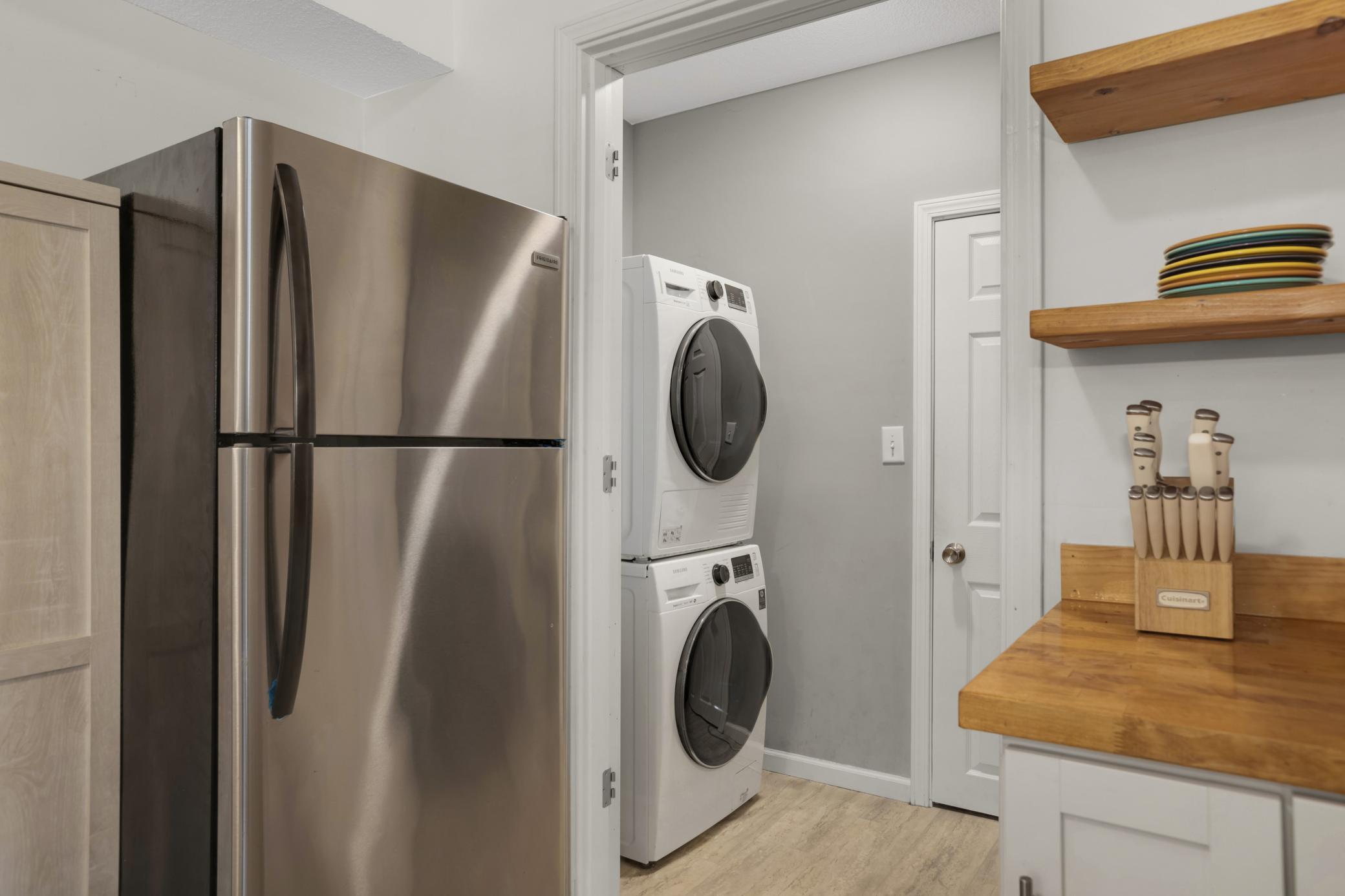 1390 Carling Drive Unit: 201