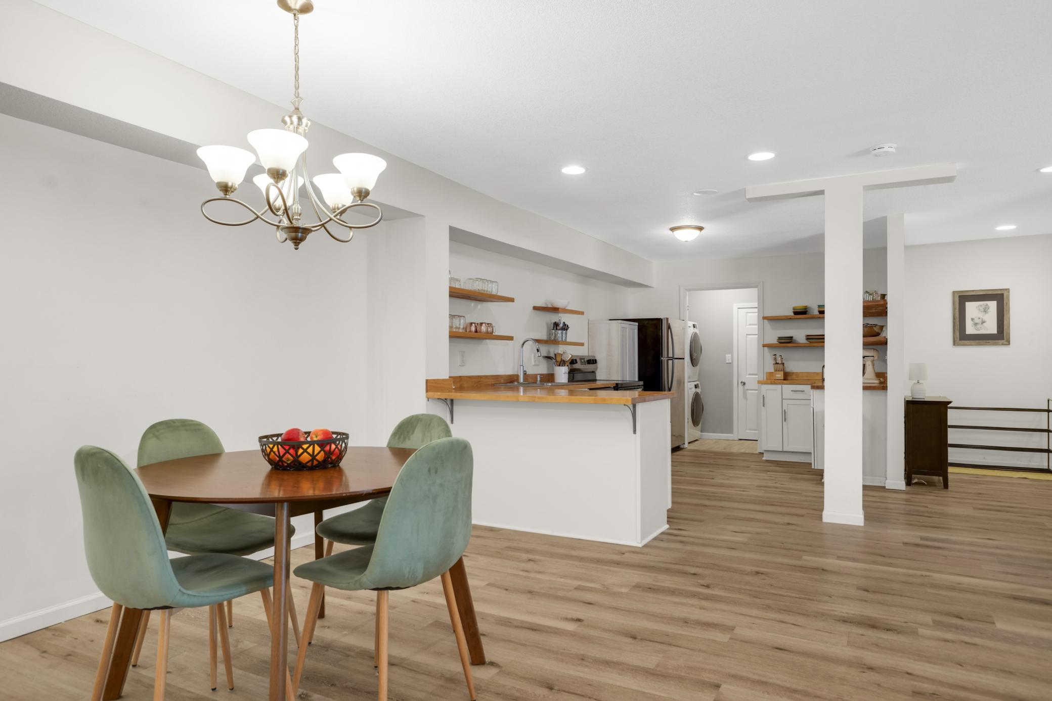 1390 Carling Drive Unit: 201
