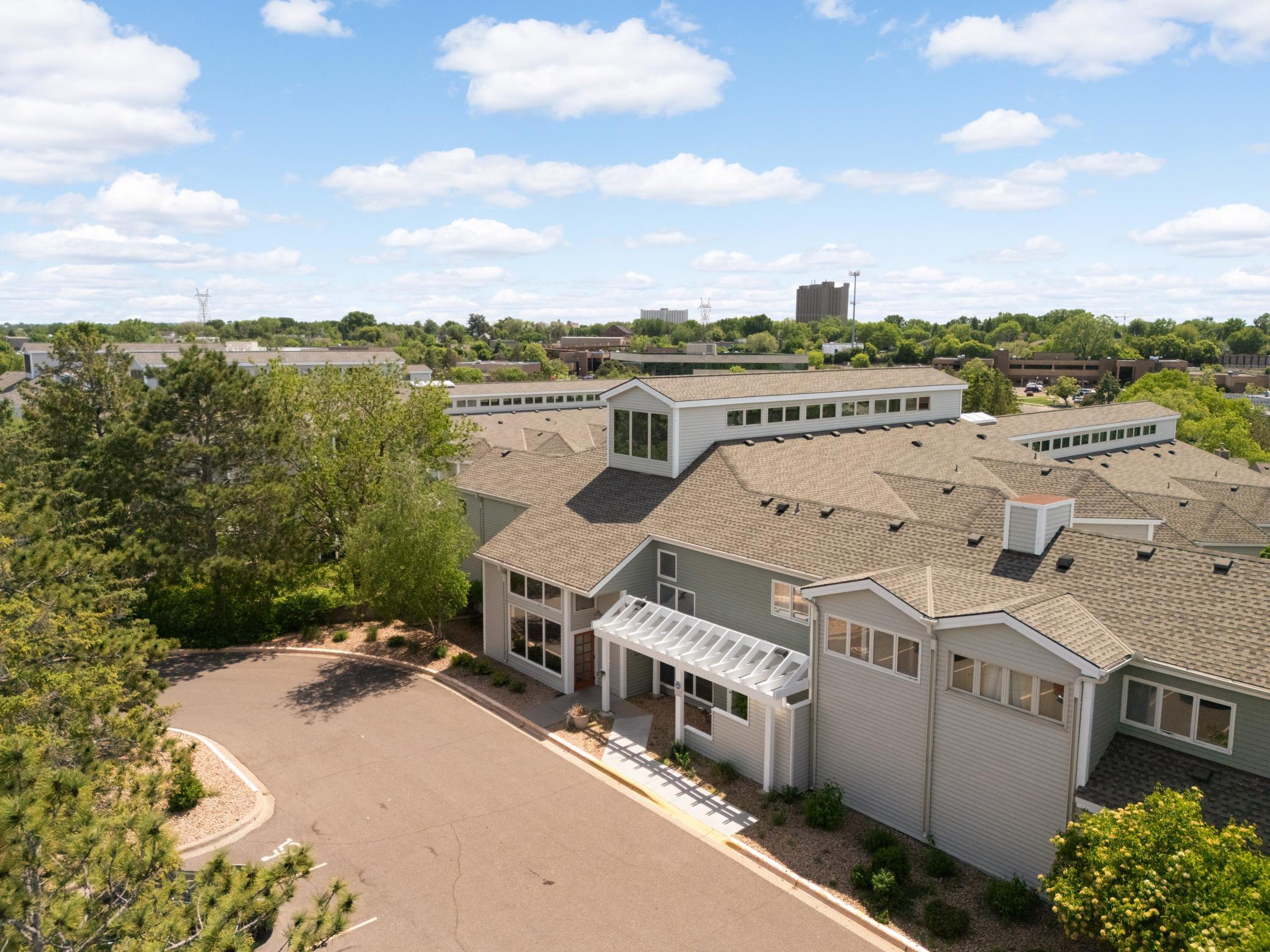 1390 Carling Drive Unit: 201