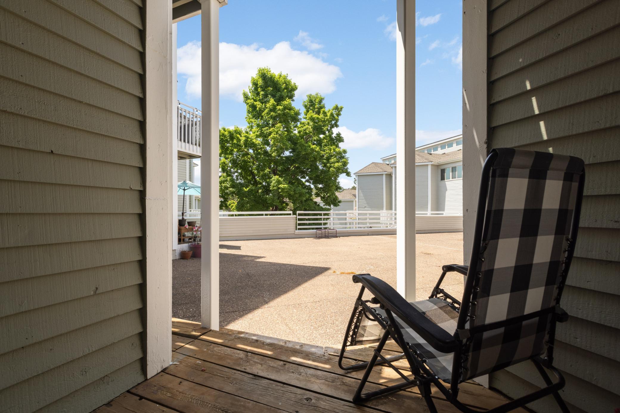 1390 Carling Drive Unit: 201