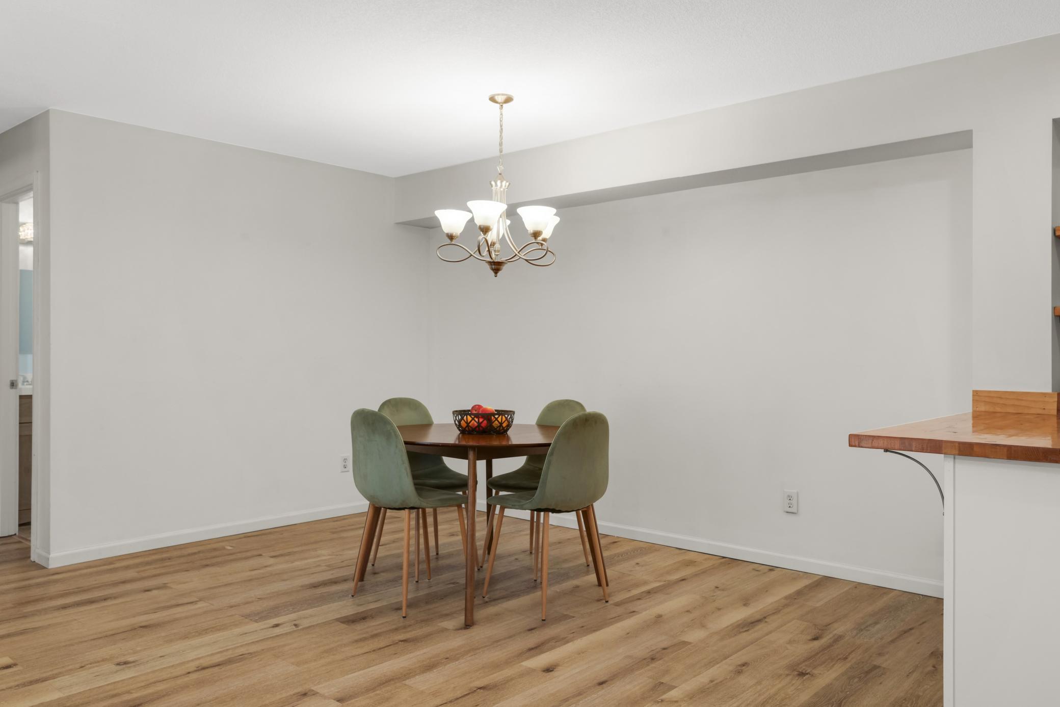 1390 Carling Drive Unit: 201
