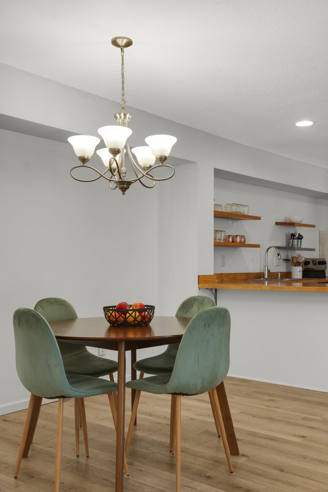 1390 Carling Drive Unit: 201