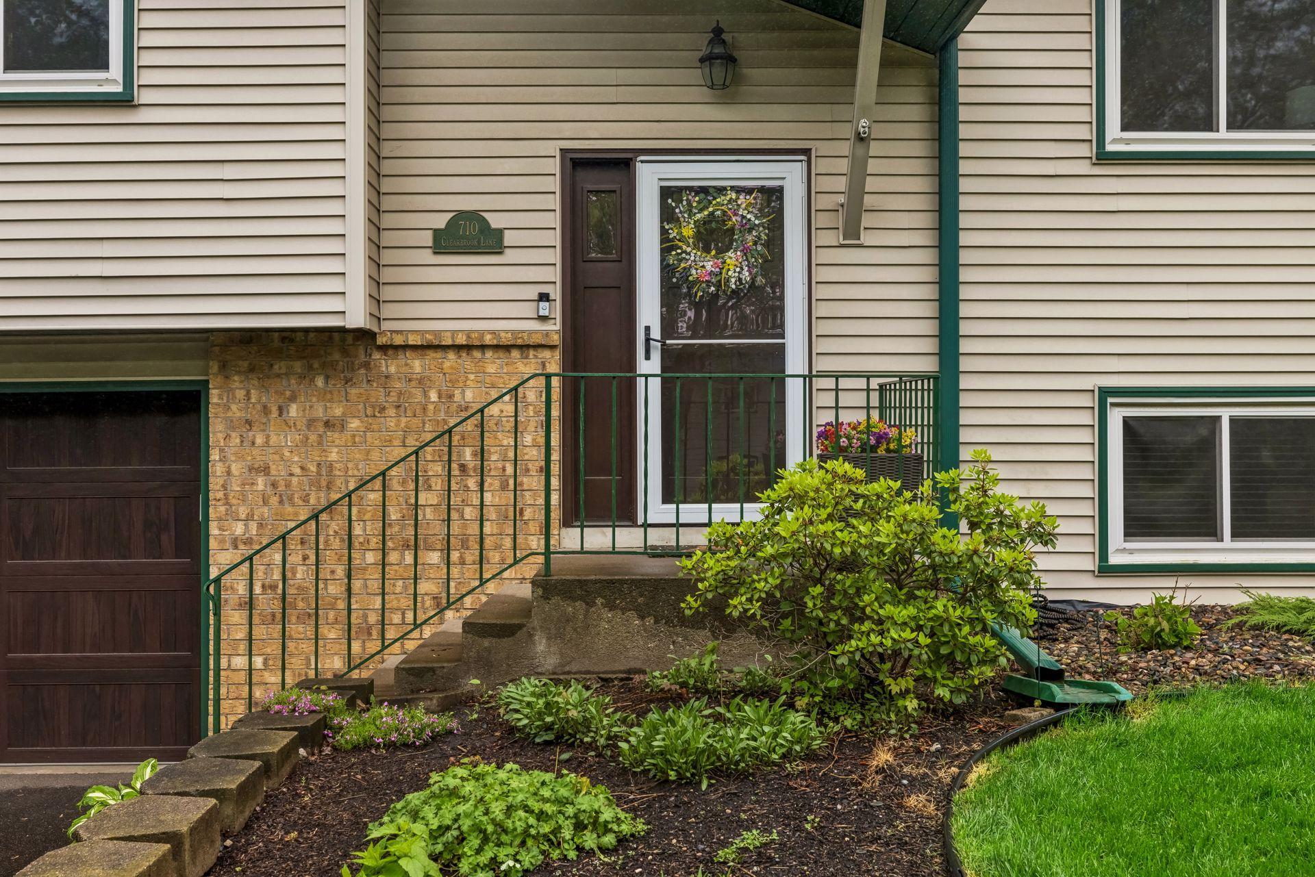 710 Clearbrook Lane