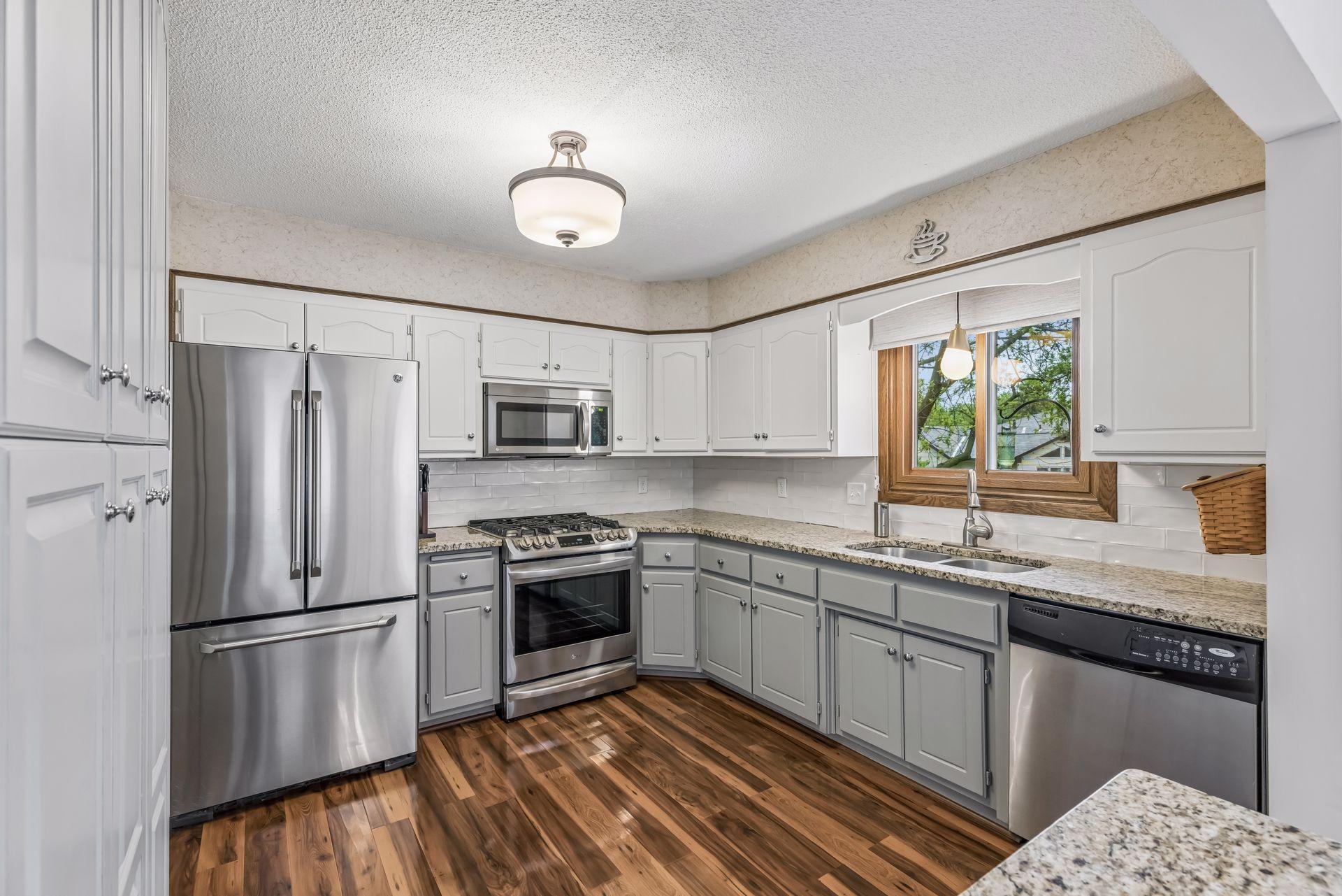 710 Clearbrook Lane