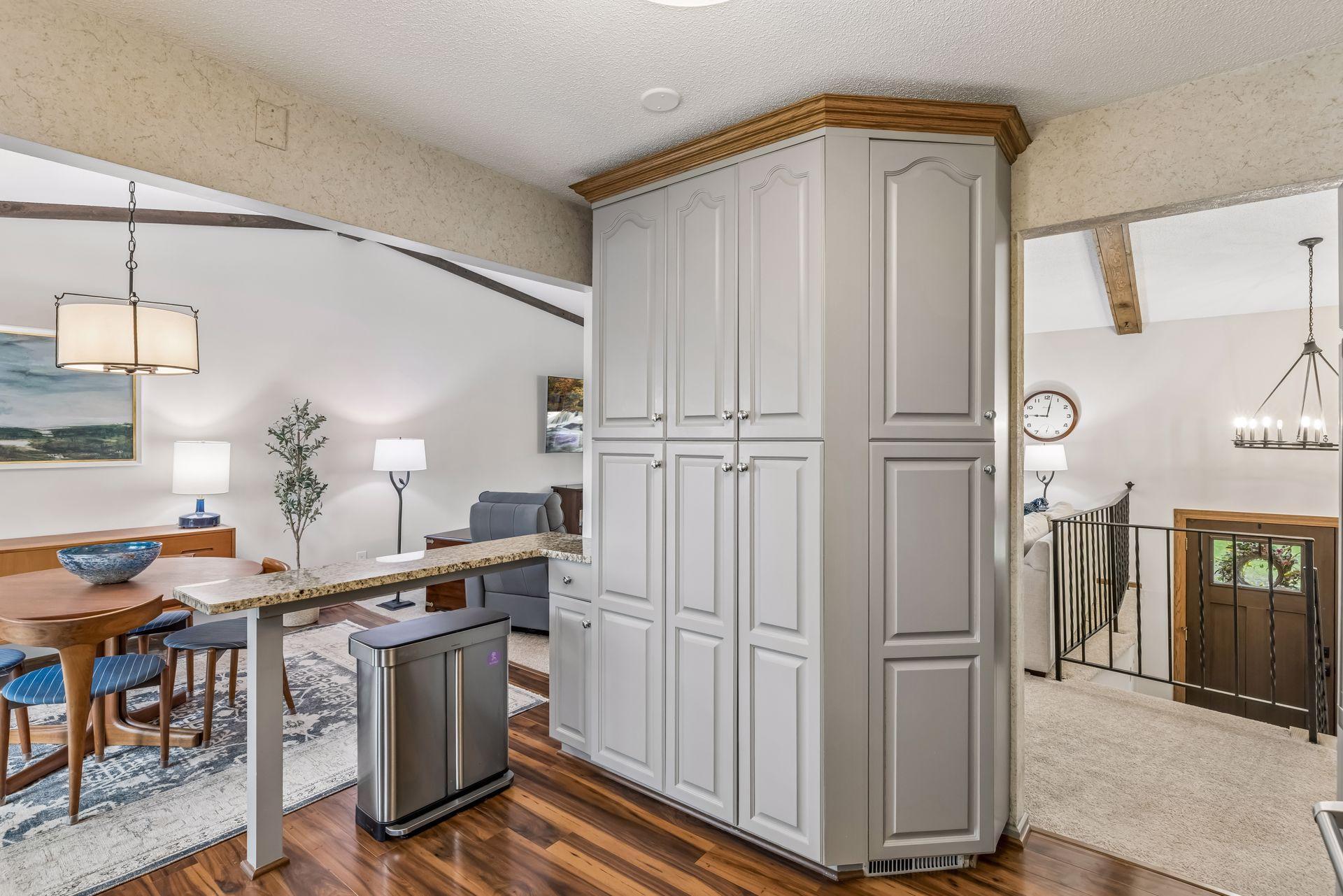 710 Clearbrook Lane