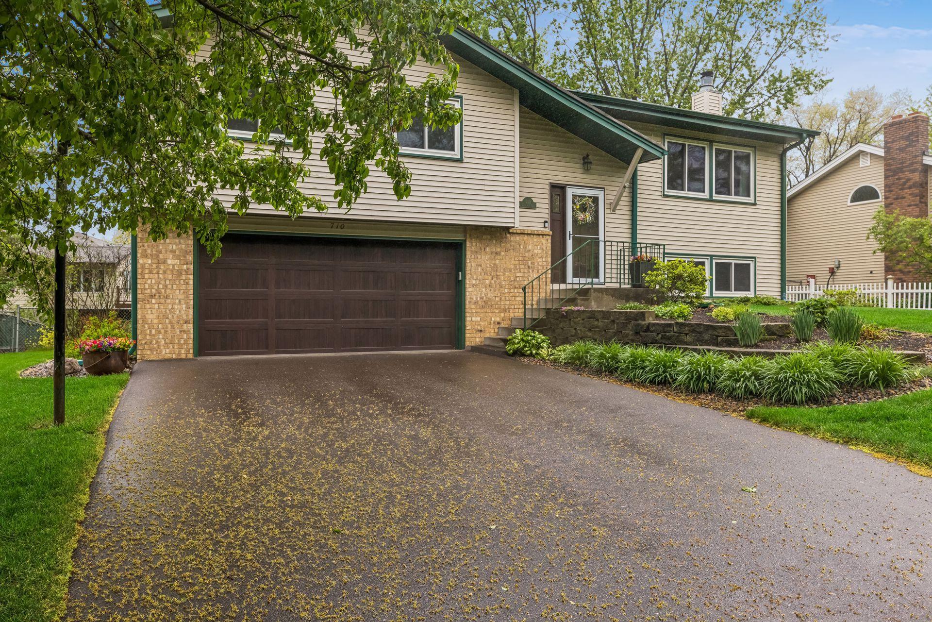 710 Clearbrook Lane