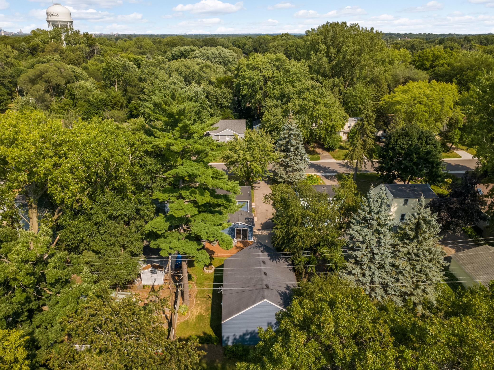 308 Van Buren Avenue S