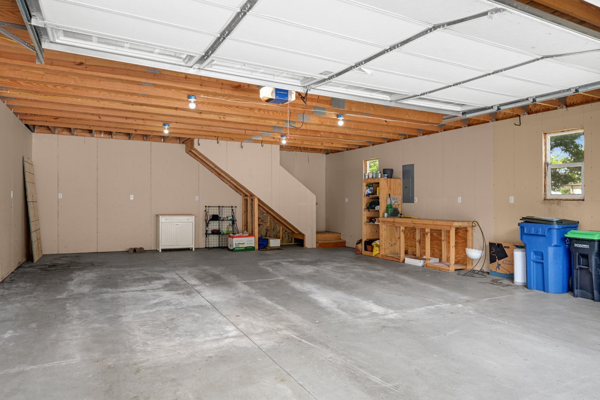 308 Van Buren Avenue S