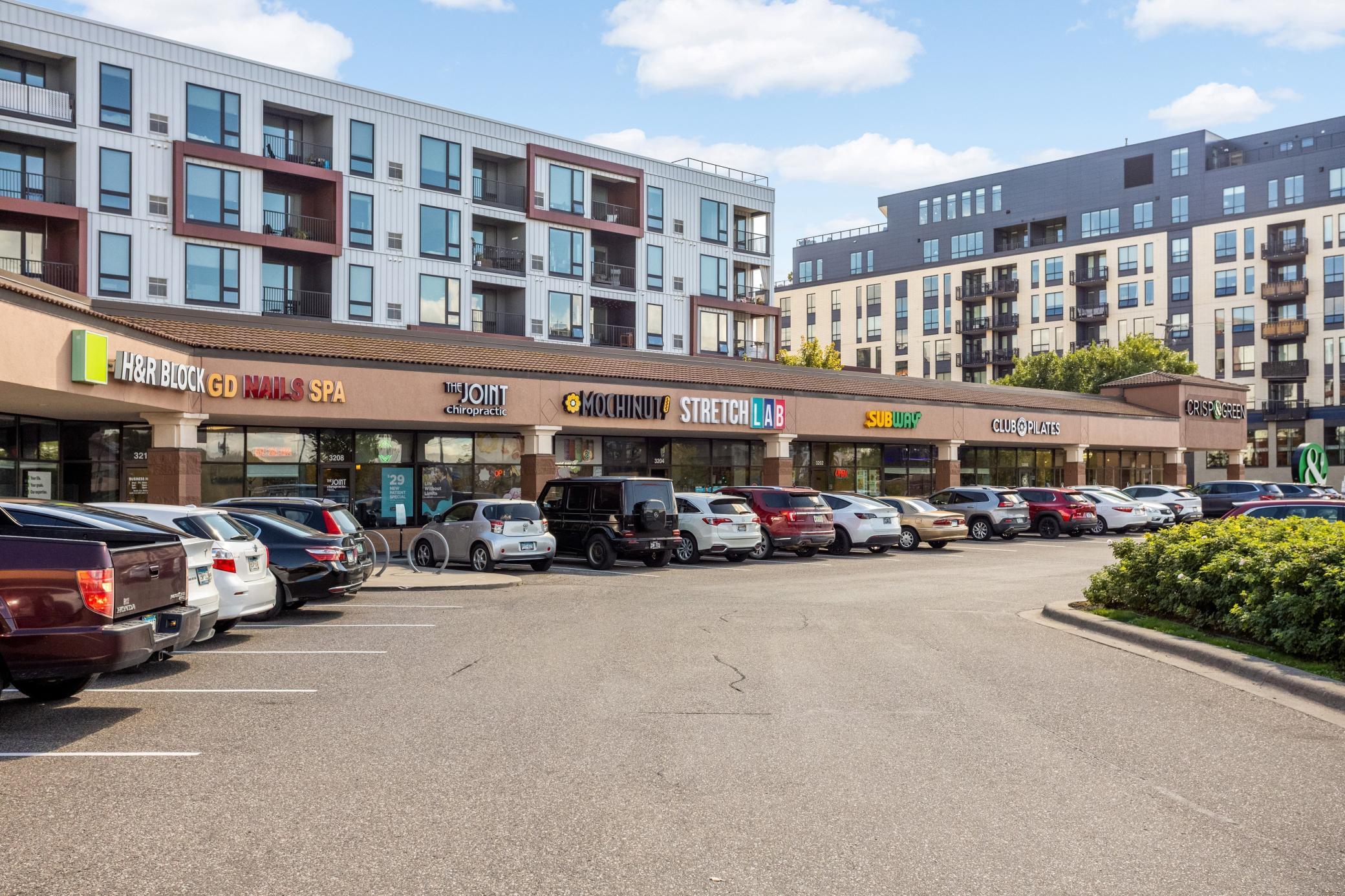 3012 Lake Shore Drive Unit: B