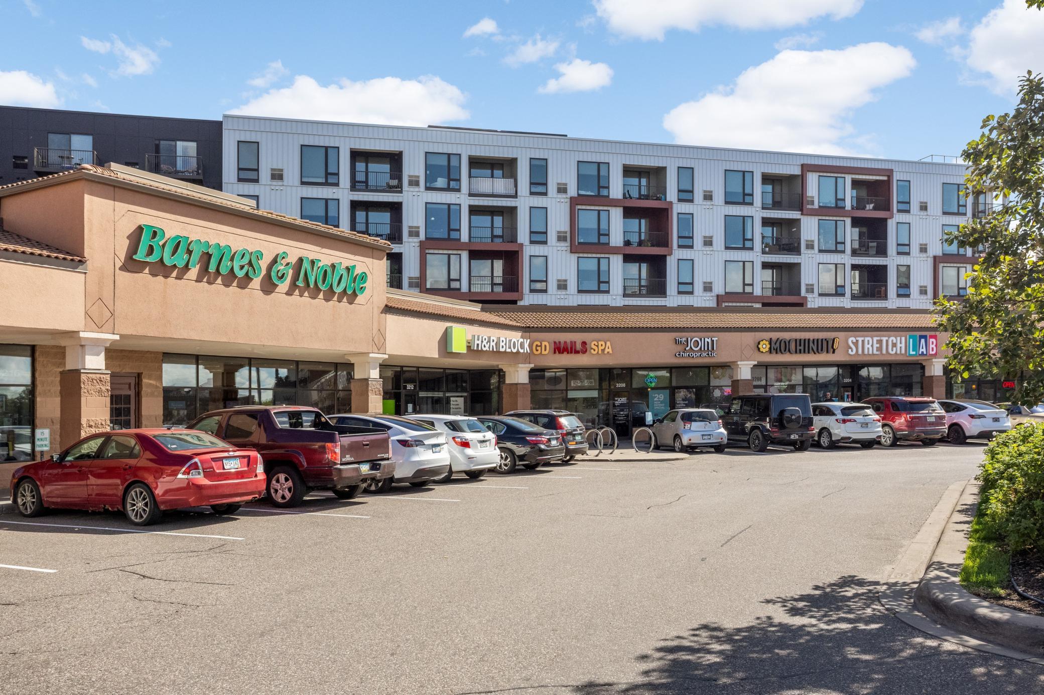 3012 Lake Shore Drive Unit: B