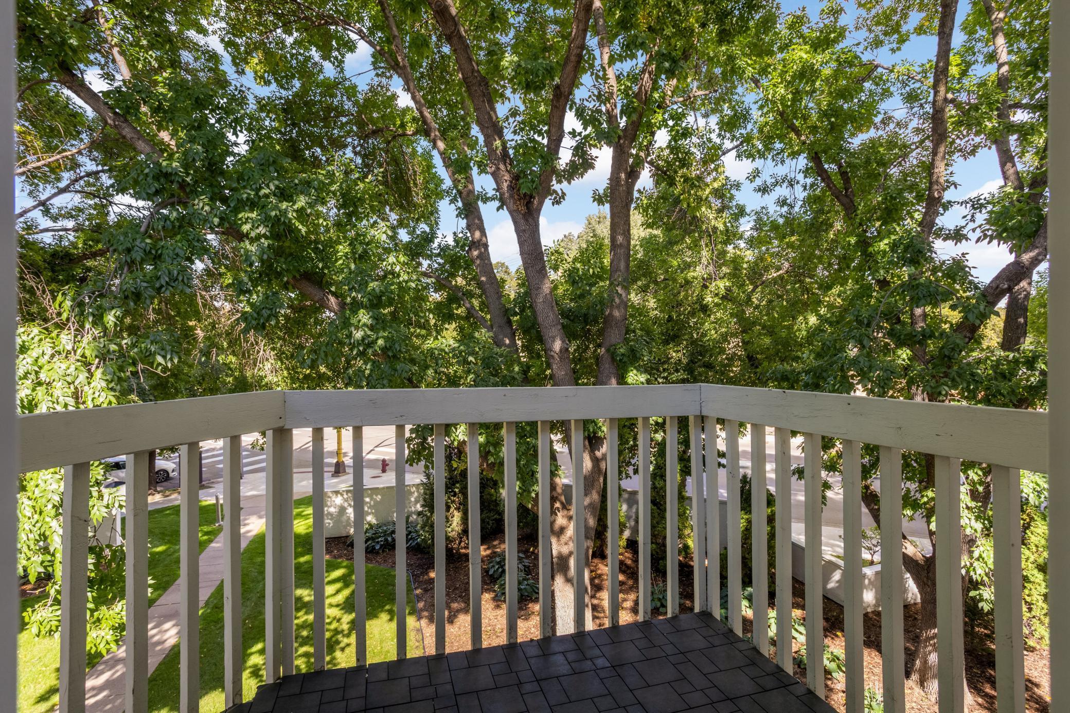 3012 Lake Shore Drive Unit: B