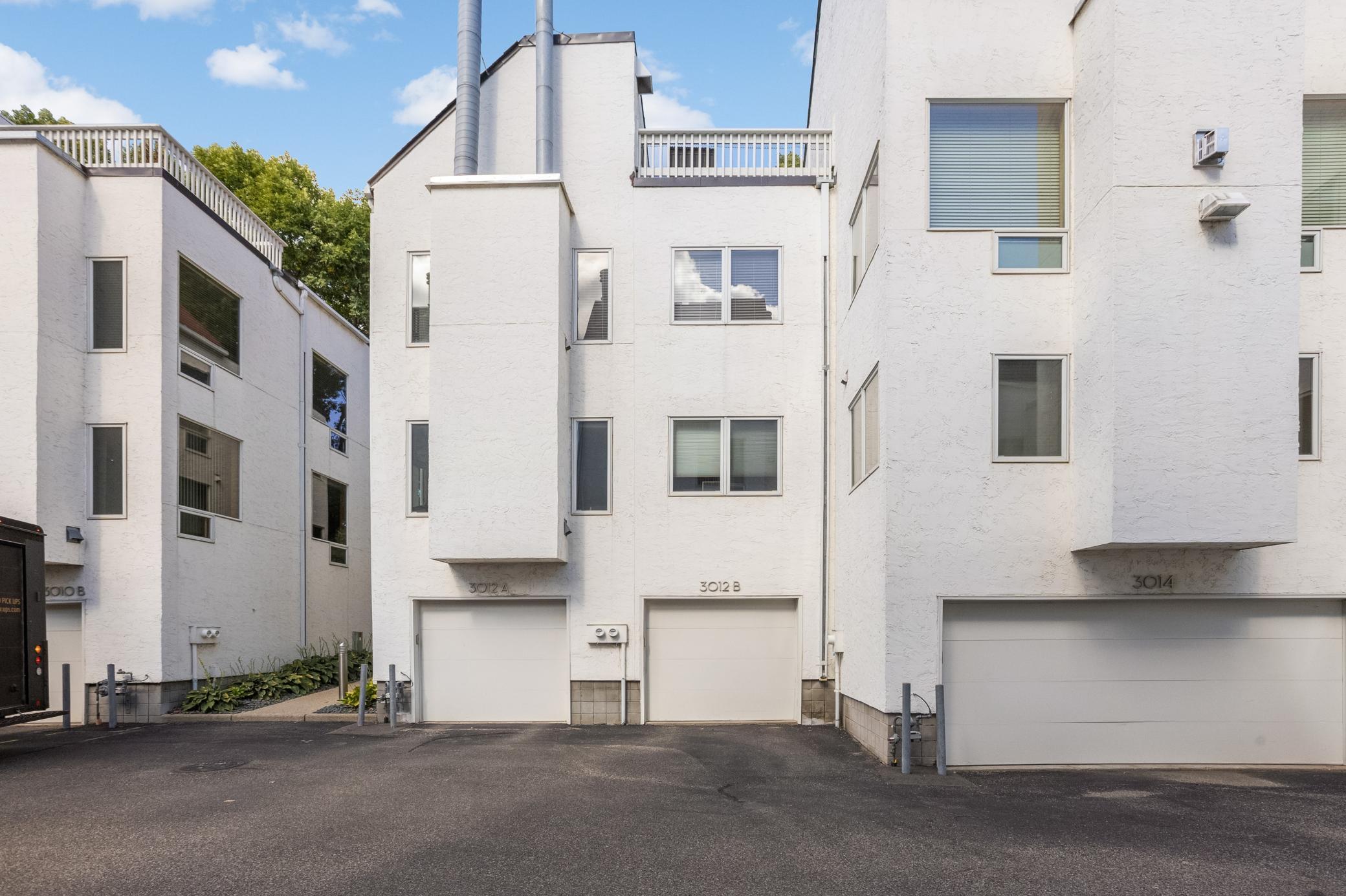3012 Lake Shore Drive Unit: B