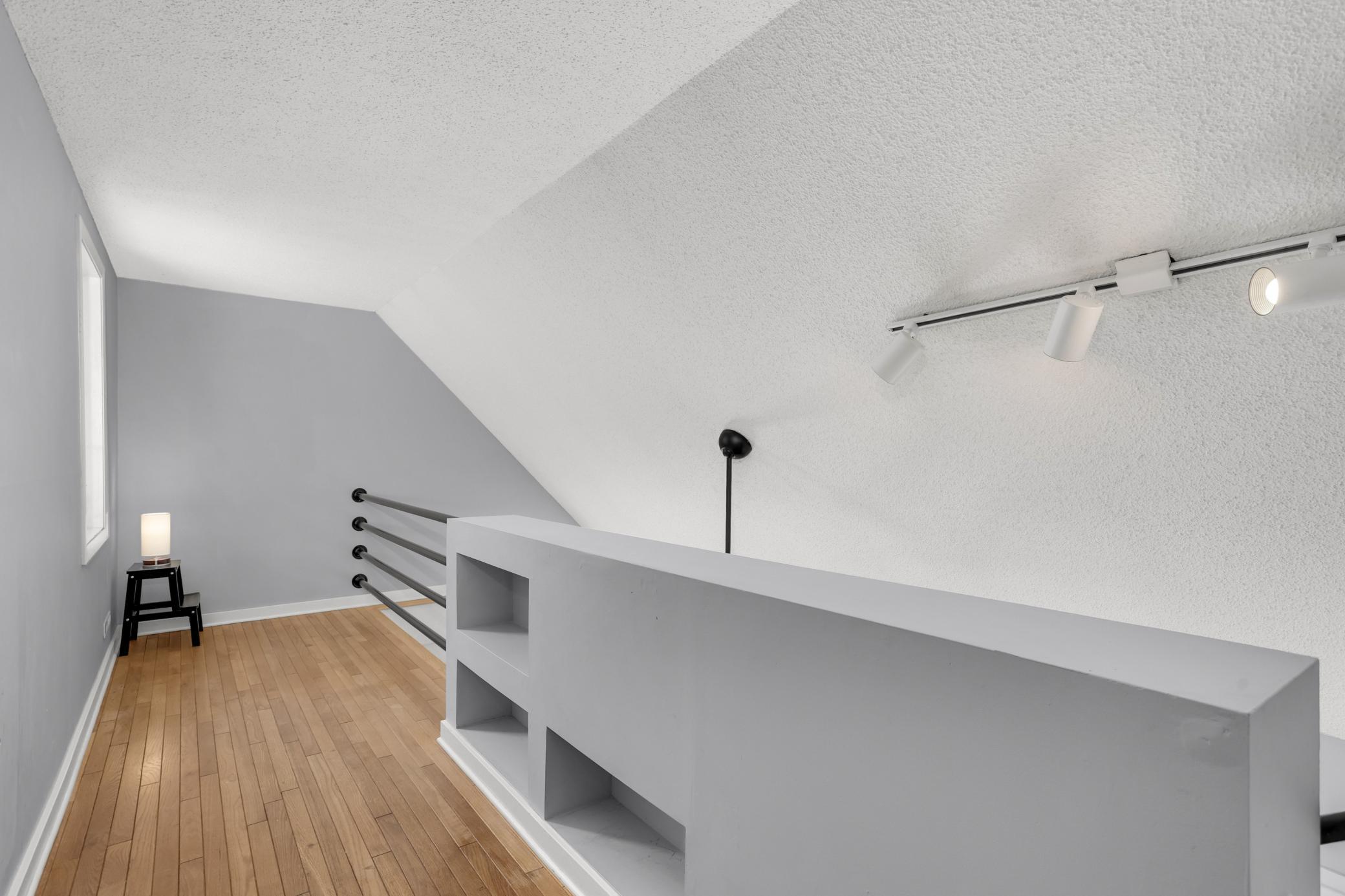 3012 Lake Shore Drive Unit: B