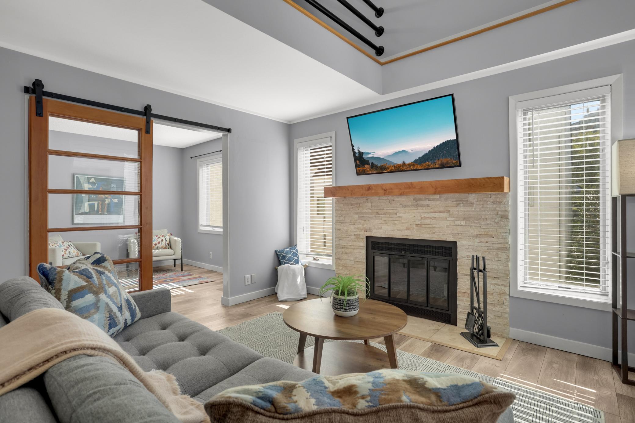 3012 Lake Shore Drive Unit: B