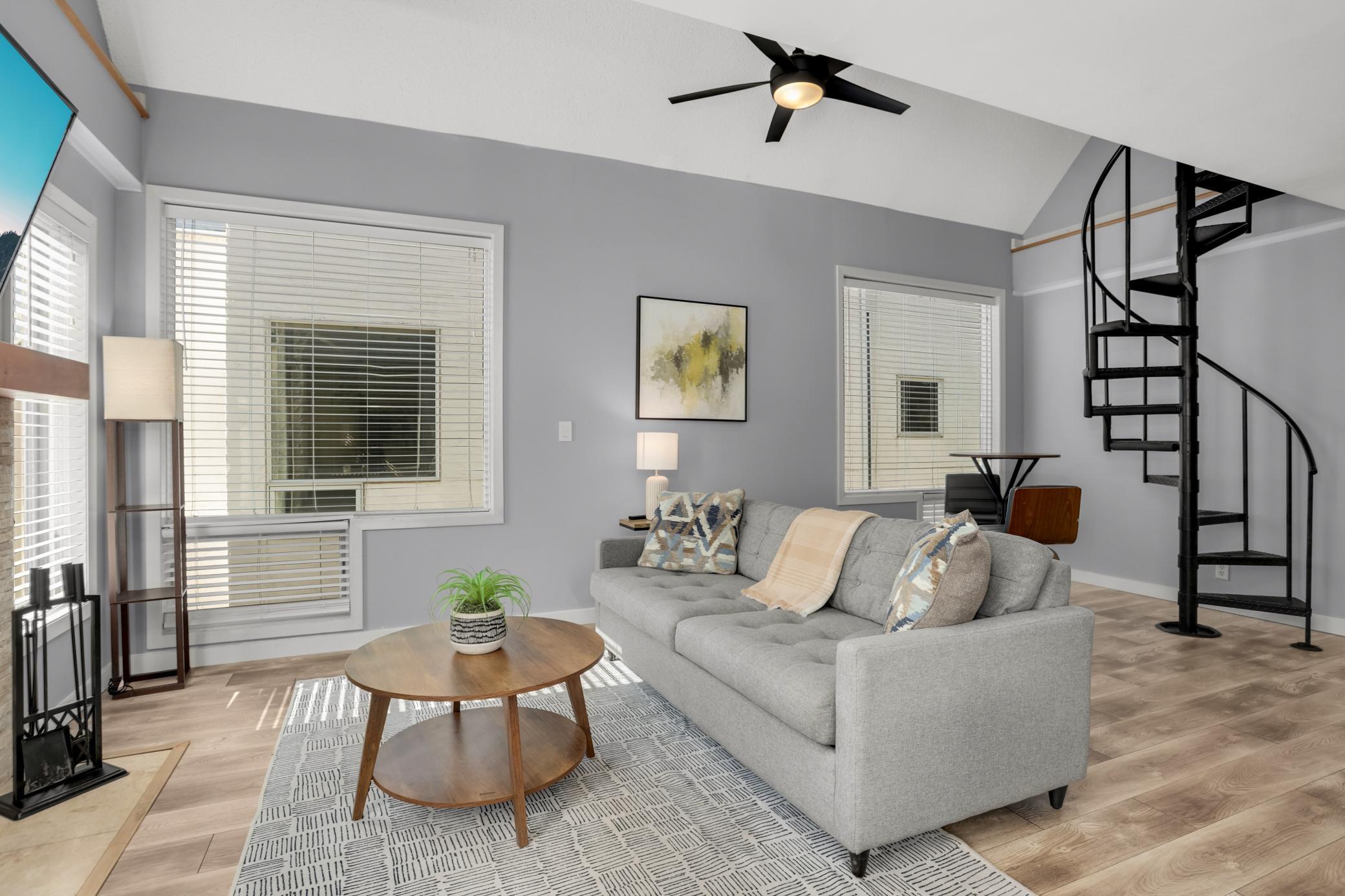 3012 Lake Shore Drive Unit: B