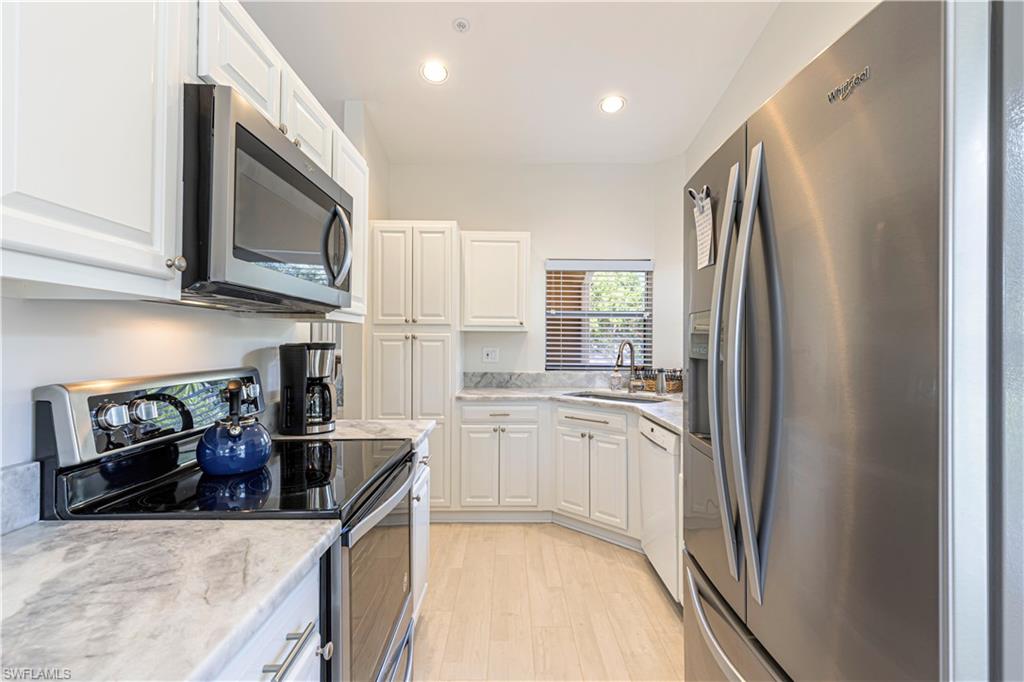 24814 Lakemont Cove LN # 201