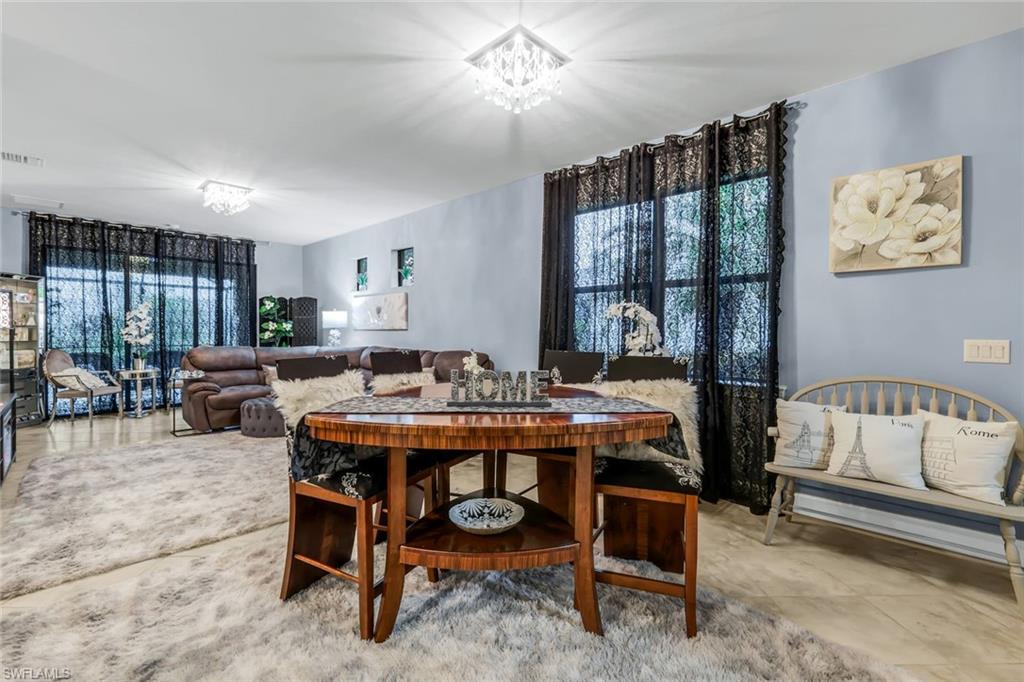 7659 Jacaranda LN
