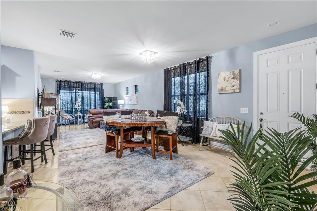 7659 Jacaranda LN