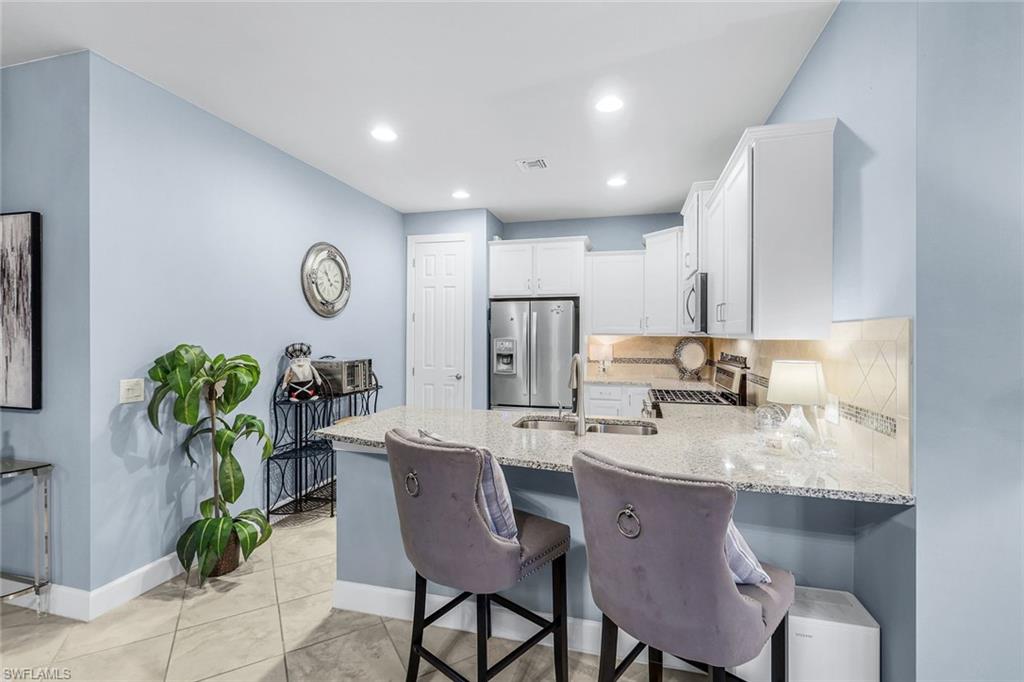 7659 Jacaranda LN