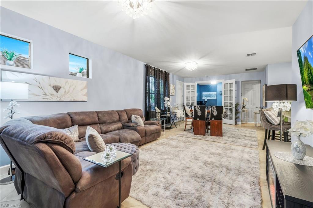 7659 Jacaranda LN