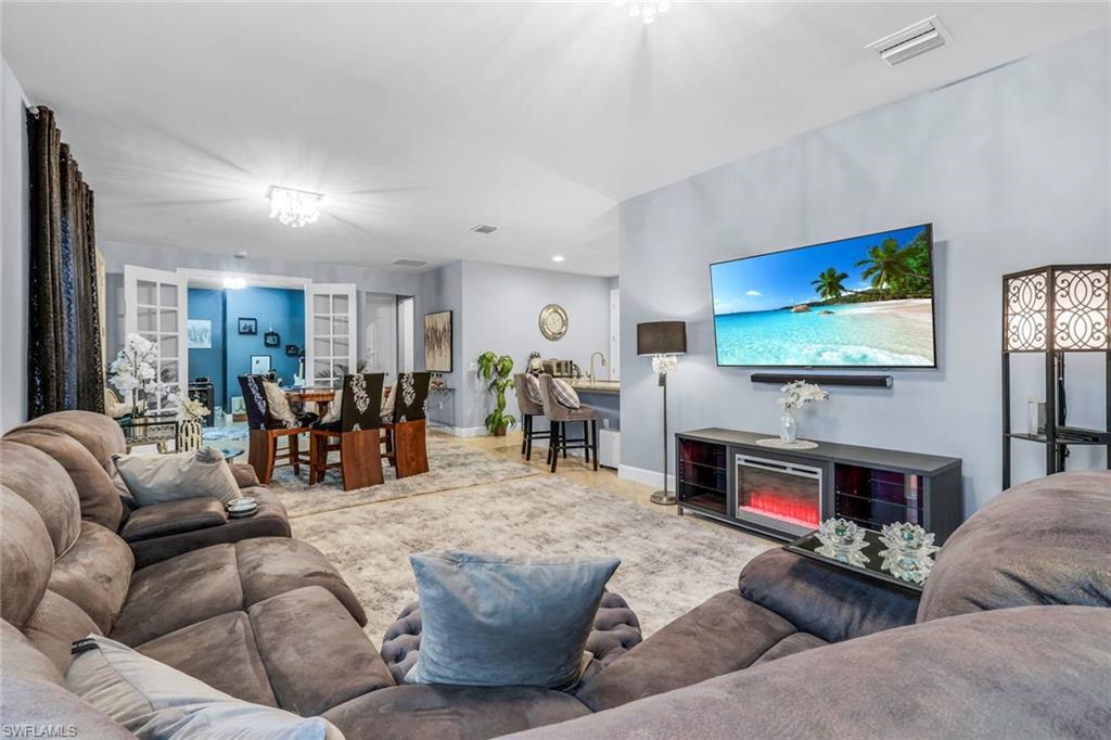 7659 Jacaranda LN