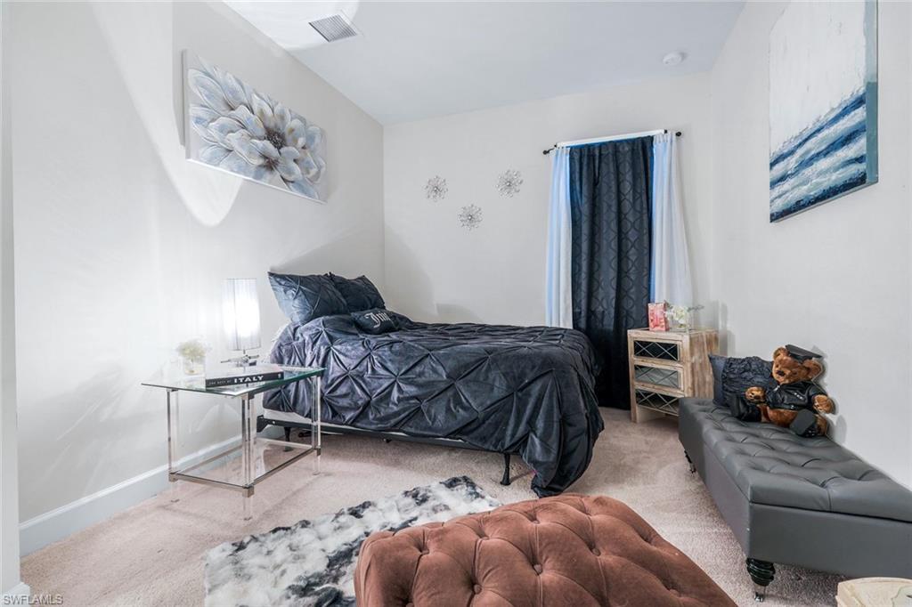 7659 Jacaranda LN