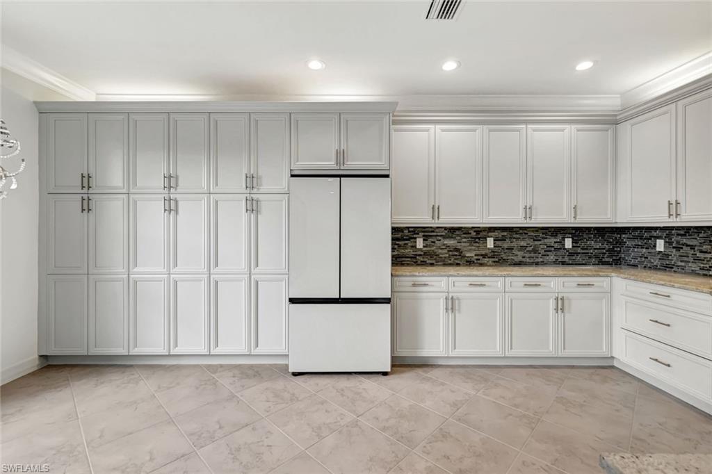 3430 Tigris LN