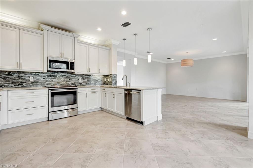 3430 Tigris LN