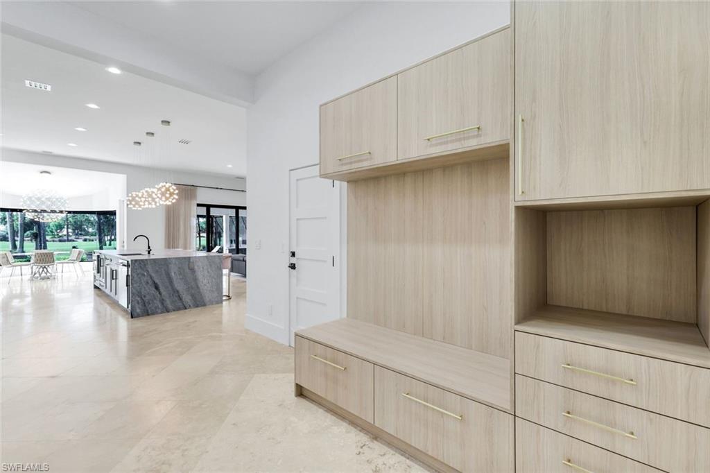 13087 Pond Apple DR E, NAPLES