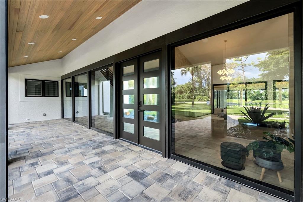 13087 Pond Apple DR E, NAPLES