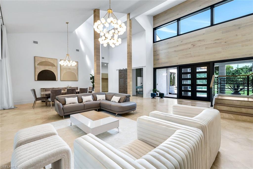 13087 Pond Apple DR E, NAPLES