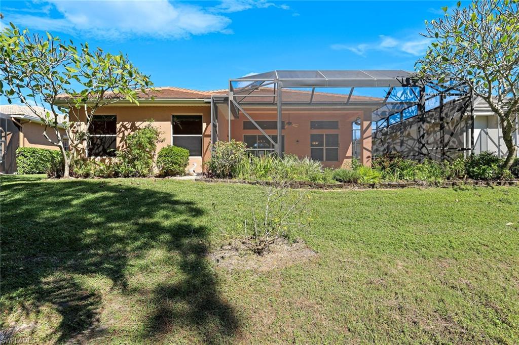 12910 Silverthorn CT