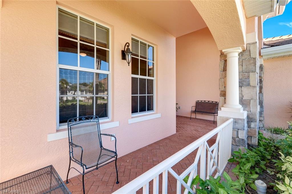 12910 Silverthorn CT