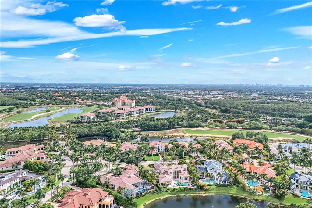 2558 Escada CT