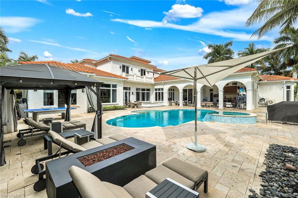 2558 Escada CT