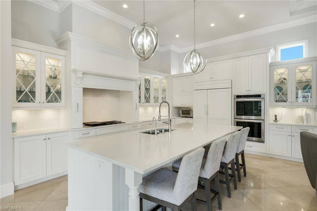 2558 Escada CT
