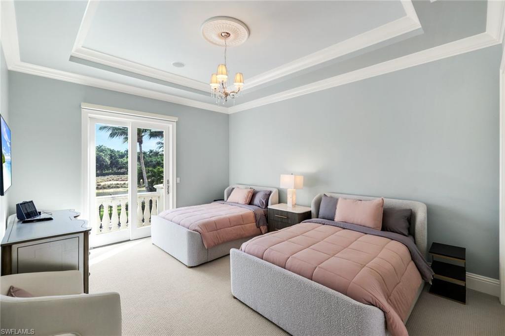 2558 Escada CT