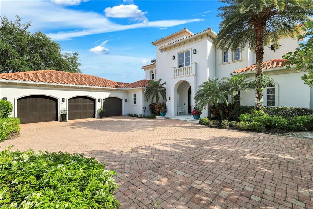 2558 Escada CT