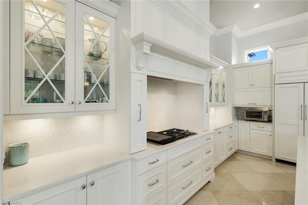 2558 Escada CT