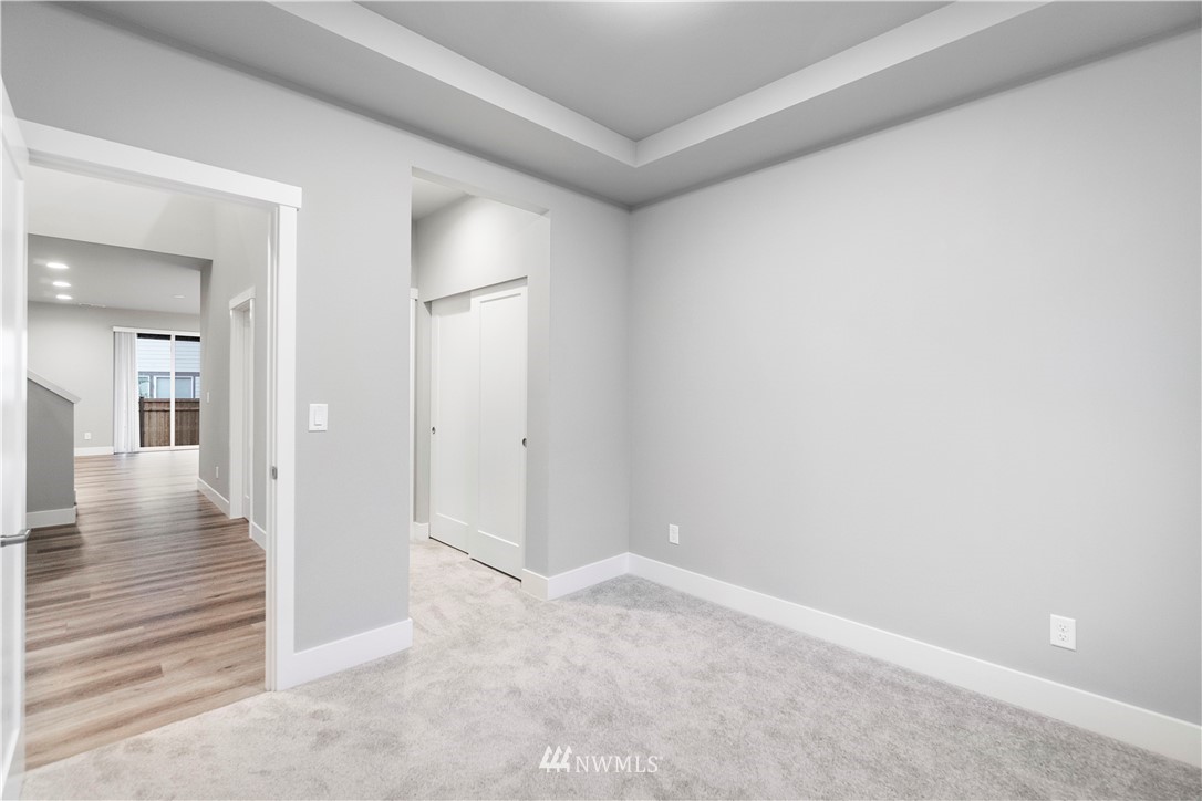 18701 128th Street E